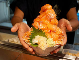 จัดปาย Salmon Ota Don 1 kg กินเต็มๆ จัดหนักๆ แซลมอน 1 กิโล ไม่มีที่ไหนอีกแล้น @Ebisu sushi bangkok เอกมัยซอย 10 >.<
