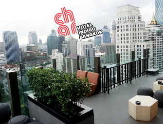 นั่งชิล Rooftop Bar อะเกน ชิม Rangers Valley Rib Eye เนื้อริบอายจากออสเตรเลีย จิบค็อกเทล ชมวิวถนนวิทยุ @CHAR Restaurant and Rooftop Bar Hotel Indigo Bangkok ฟินเวอร์