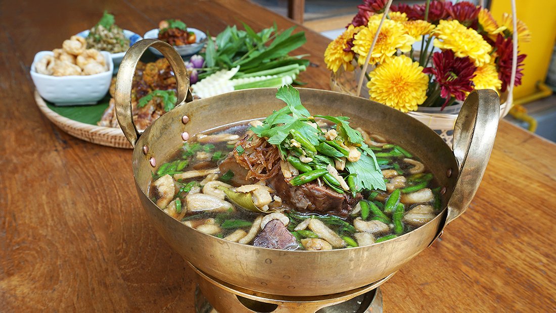 Thai Niyom Cuisine 15