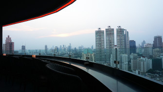 นั่งชิล AIRE BAR RoofTop Bar ชั้น 28  HYATT PLACE BANGKOK สุขุมวิท 24 บรรยากาศดี๊ดี
