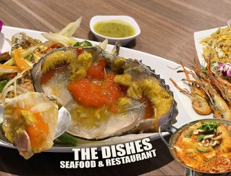 กินส้มตำปูไข่ดอง กุ้งแม่น้ำเผา ข้าวผัดปู ฟินกว่านี้ไม่มีแล้ว @The Dishes Seafood & Restaurant เอเชียทีค