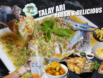 ยกทะเลมาอยู่ที่อารีย์ กุ้ง ปู ปลา มาเน้นๆ สดๆ ใหม่ๆ อร่อยอย่าบอกใคร ไปลองกันมะ Talay Ari (Fresh and Delicious) อารีย์ ซอย 1 ครับผม